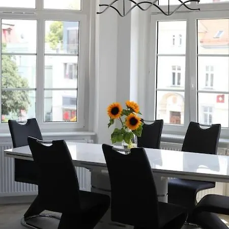 Authentic And Spacious Flat In Jelenia Gora